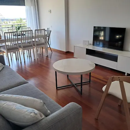 Modern Apartment, With Parking, Close To The Beach!! Sant Adrià de Besòs