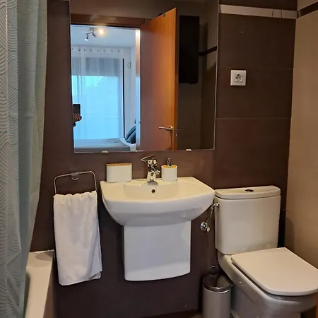 Apartment Modern Apartment, With Parking, Close To The Beach!! Sant Adria de Besos