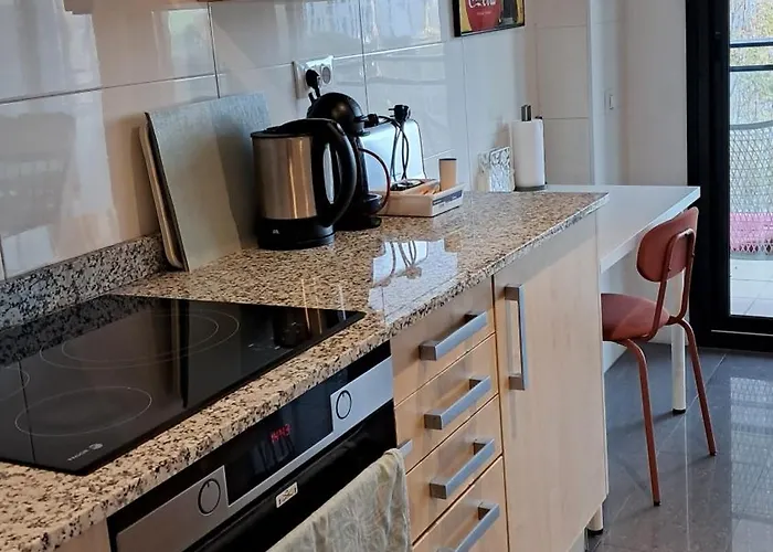 Modern Apartment, With Parking, Close To The Beach!! Sant Adrià de Besòs